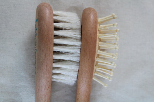 Brosse bébé/enfant personnalisée + pochon personnalisé